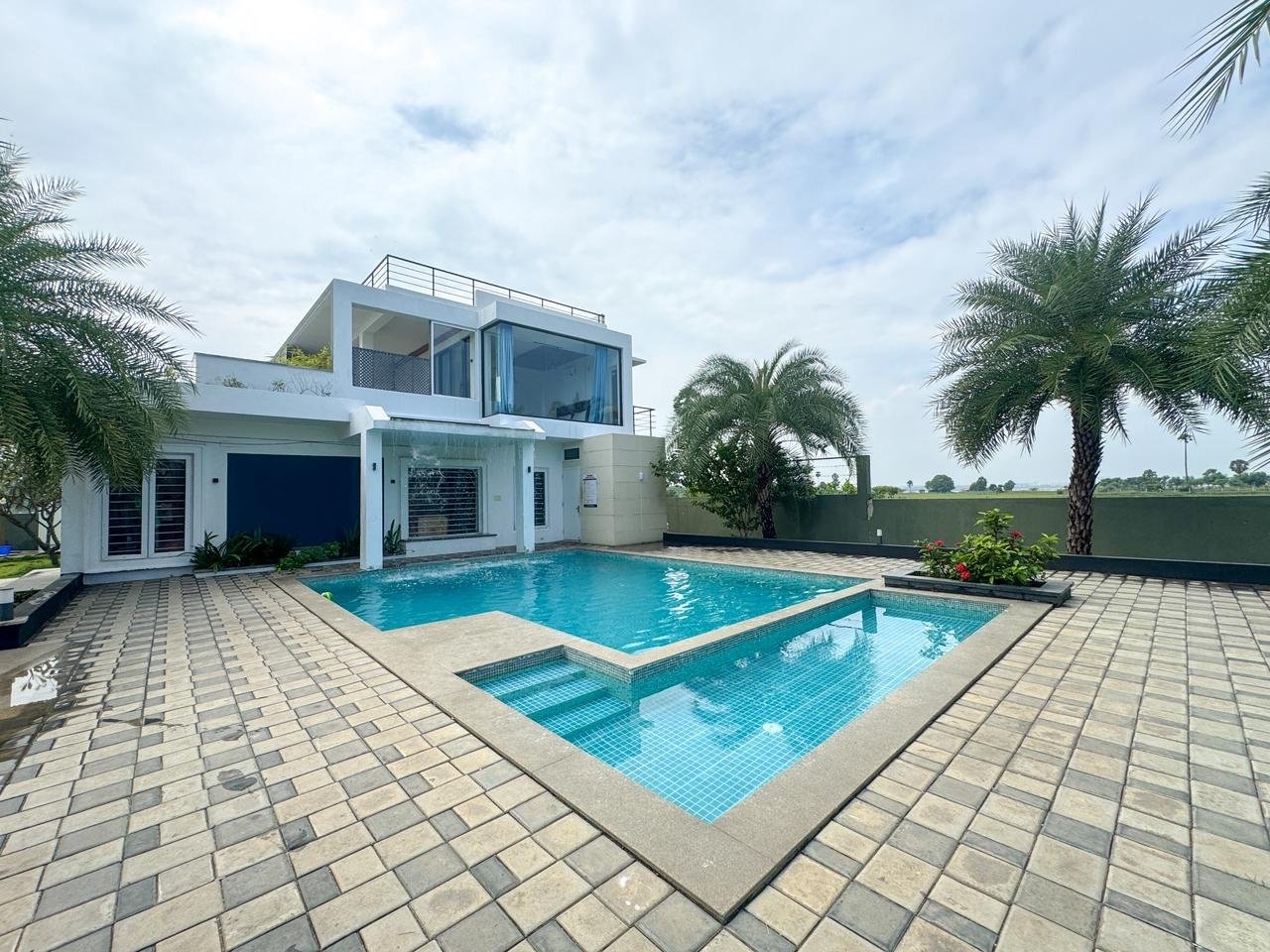 Designer Pool Villa OMR